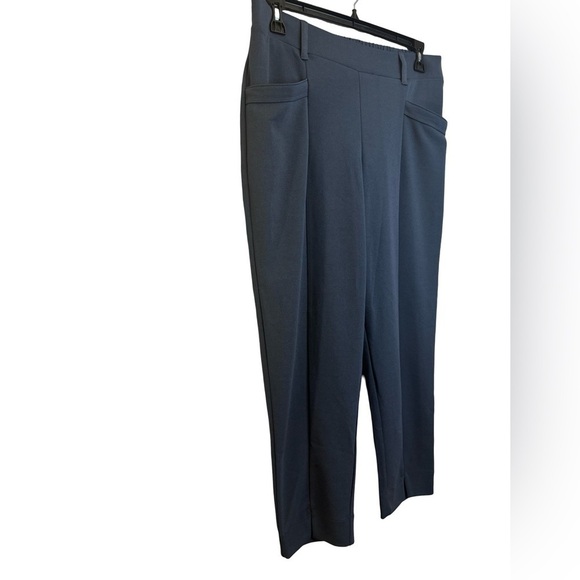 Maurices Dusty Blue Dress Pants Size L Short - Picture 4 of 11